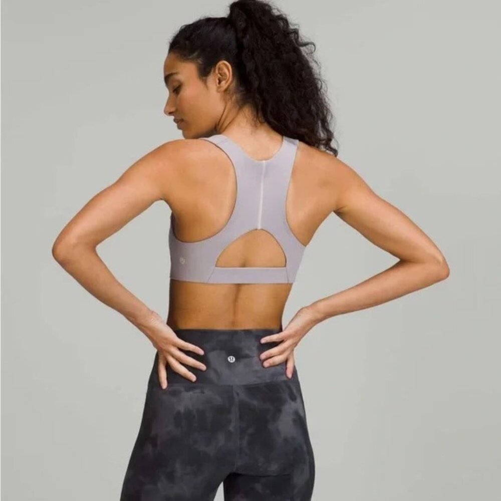 Lululemon NWT Tough Train High Neck Bra Mauve Grey / Light Sage Womens Size 6 - Picture 2 of 10